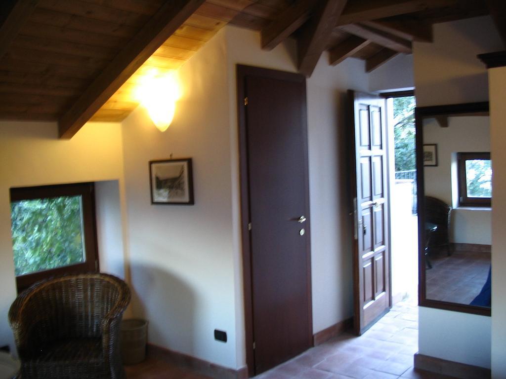 Pedamentina 3* Naples